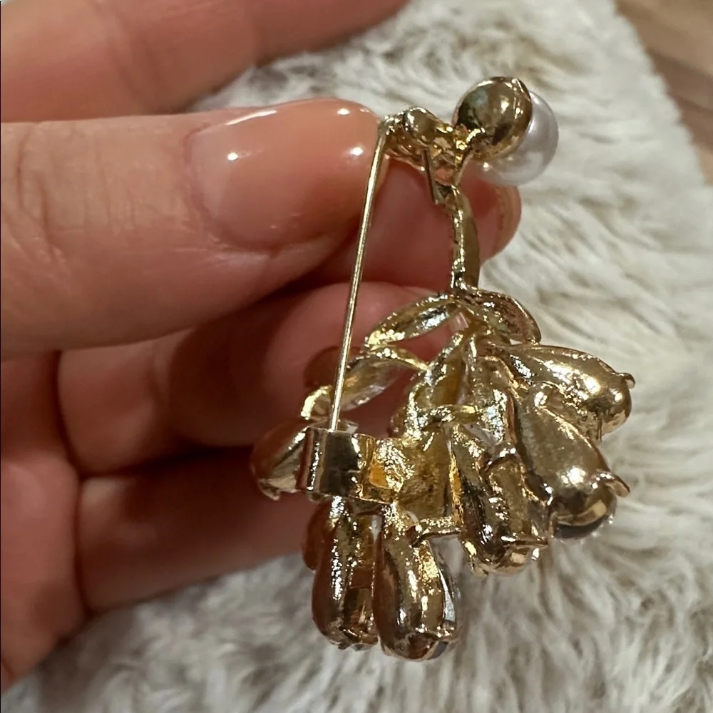 Elegant Gold-Tone Crystal Leaf Brooch with Pearl Accent - Women Jewelry
